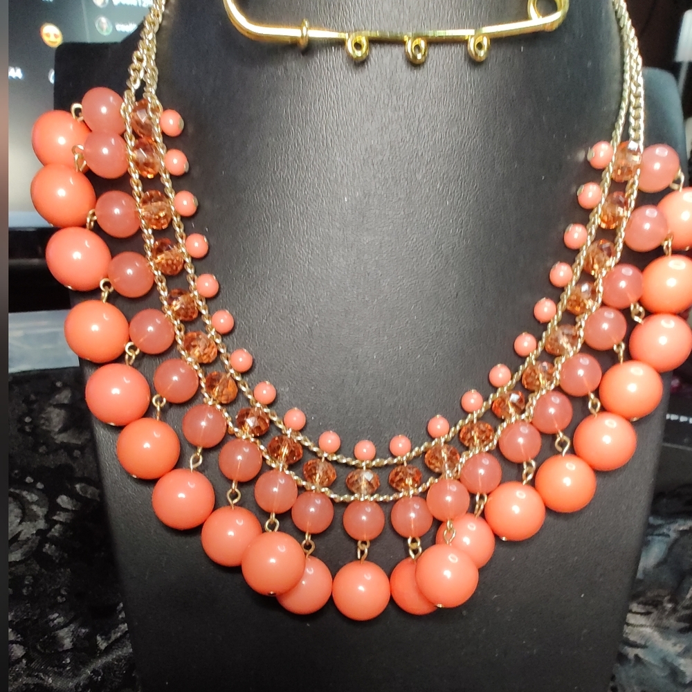 Final $ Vintage Coral Colored Beaded Collar Statement Necklace